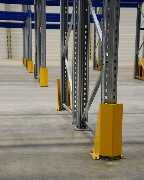 Oszlopvédők, keretvédők és védőkorlátok